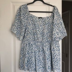 NWOT BloomChis Top